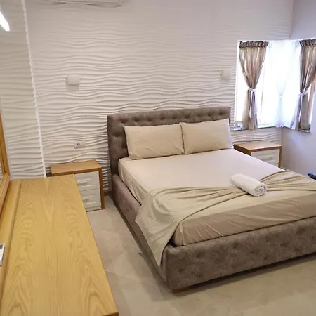 Villa Luxury 2 Km From The Sea