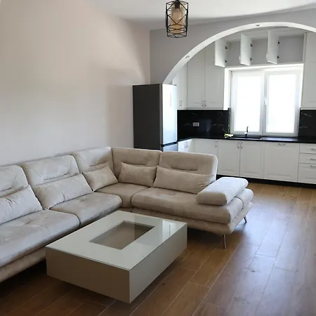 Luxury 2 Km From The Sea