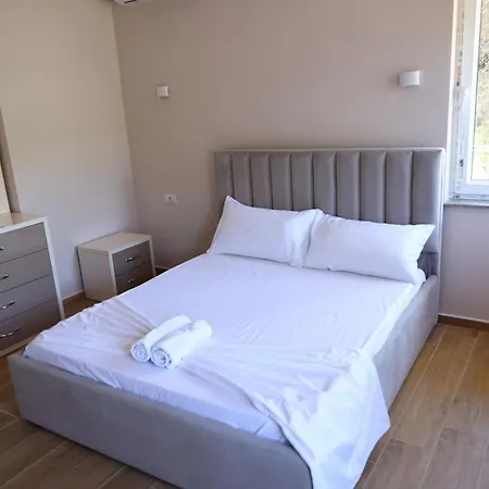 Luxury 2 Km From The Sea Villa *