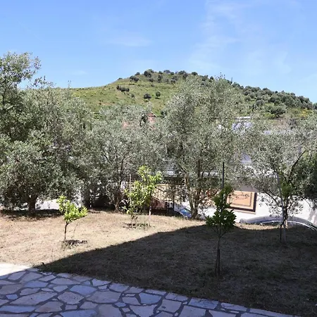 Luxury 2 Km From The Sea Villa